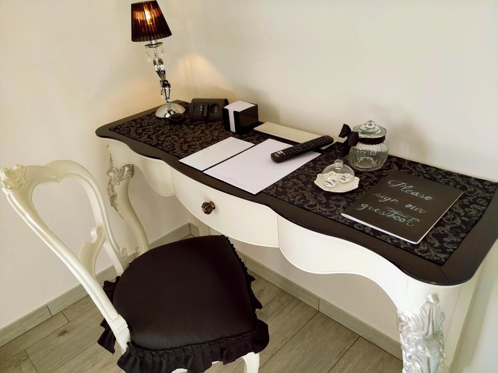 Alloggio Turistico Giulietta E Romeo - Intero Appartamento - Villafranca Di Verona, Zimmer, Holiday Rooms מראה חיצוני תמונה