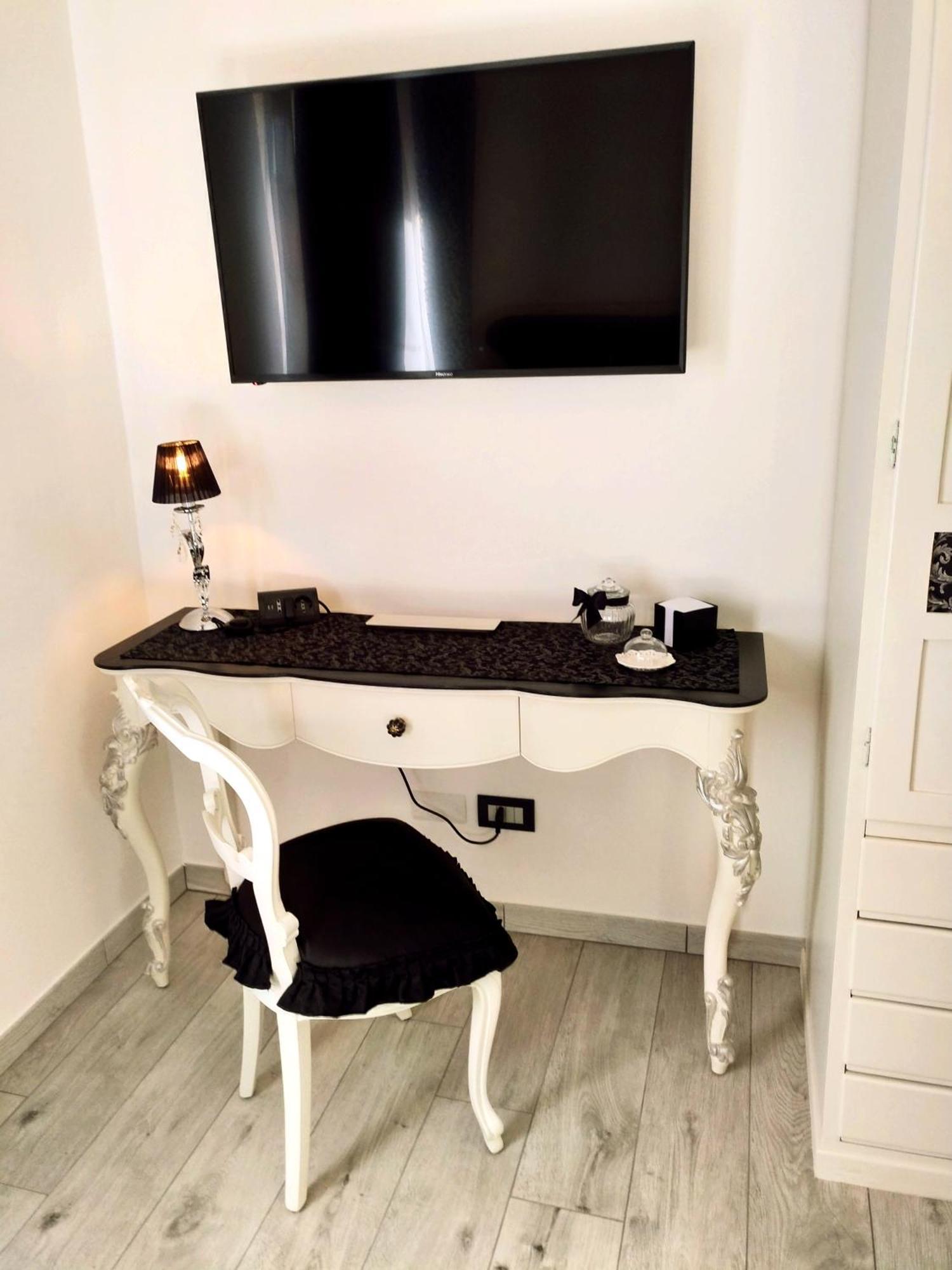 Alloggio Turistico Giulietta E Romeo - Intero Appartamento - Villafranca Di Verona, Zimmer, Holiday Rooms מראה חיצוני תמונה