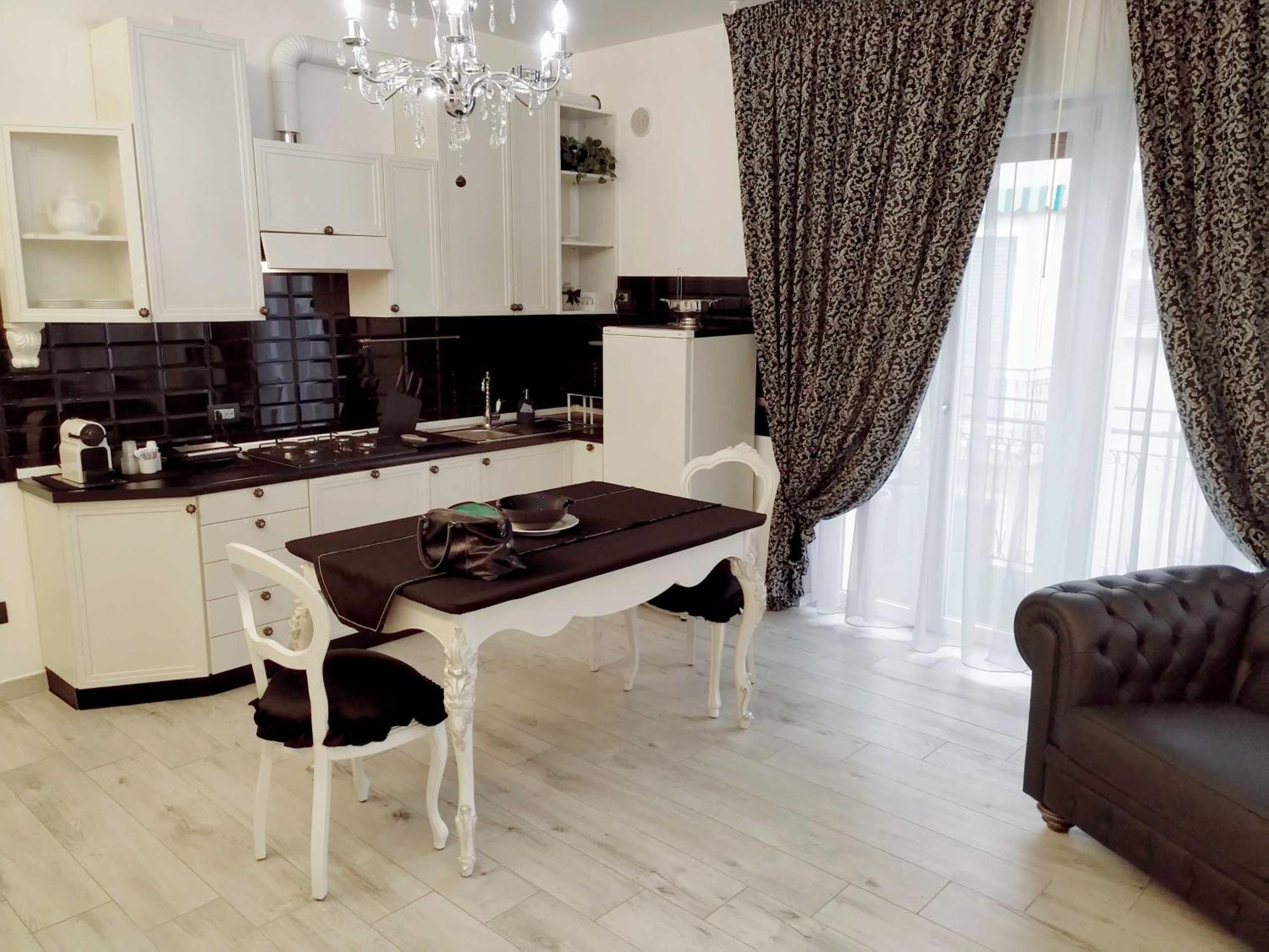 Alloggio Turistico Giulietta E Romeo - Intero Appartamento - Villafranca Di Verona, Zimmer, Holiday Rooms מראה חיצוני תמונה
